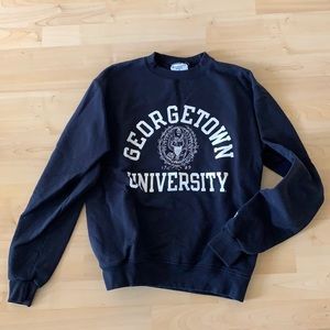 2 DAYS LEFT Georgetown University sweater